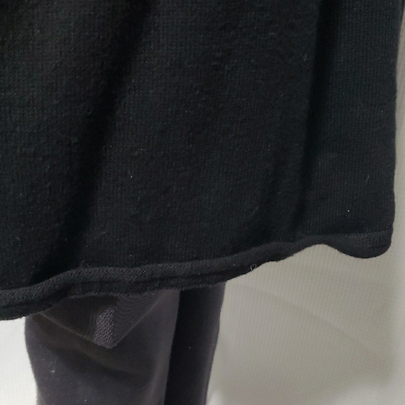 a.n.a . Black Women's Sweater; Open Waterfall Front; Soft & Comfy.  EUC  Size 2X - Picture 6 of 16